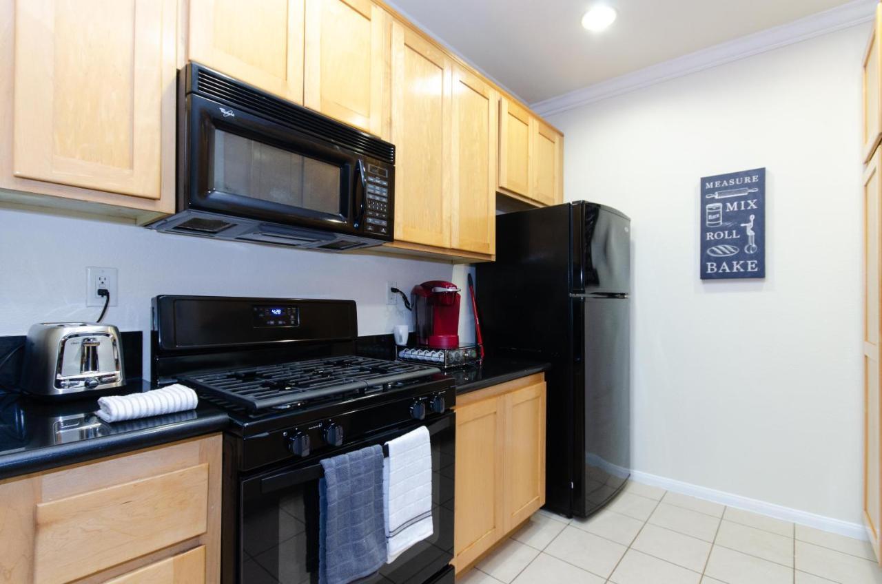 Located Perfectly 2 Bedroom Downtown Los Angeles Exterior photo