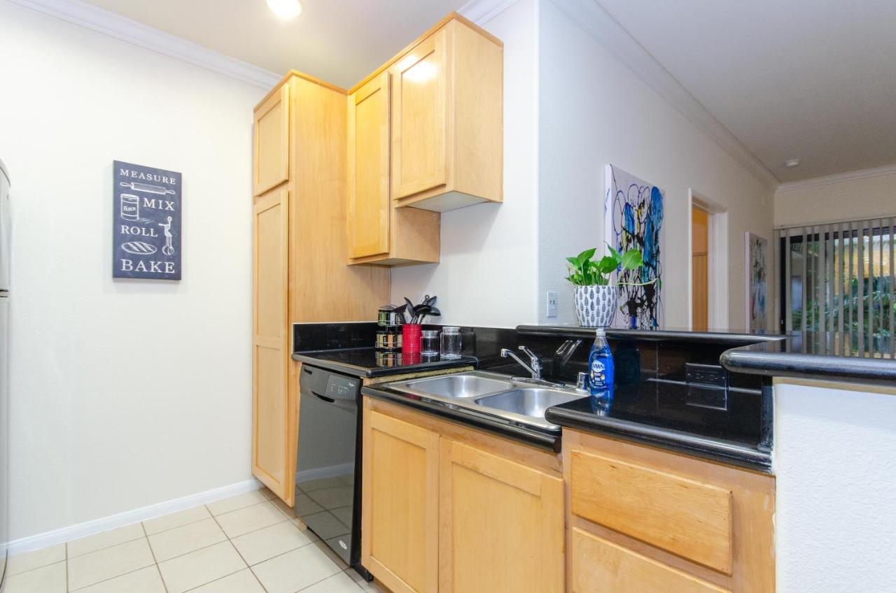 Located Perfectly 2 Bedroom Downtown Los Angeles Exterior photo